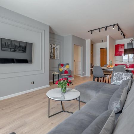 Beachfront Apartment Split Bagian luar foto