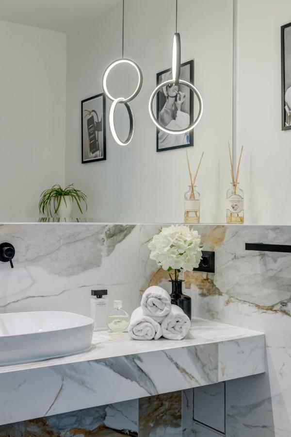 Beachfront Apartment Split Bagian luar foto