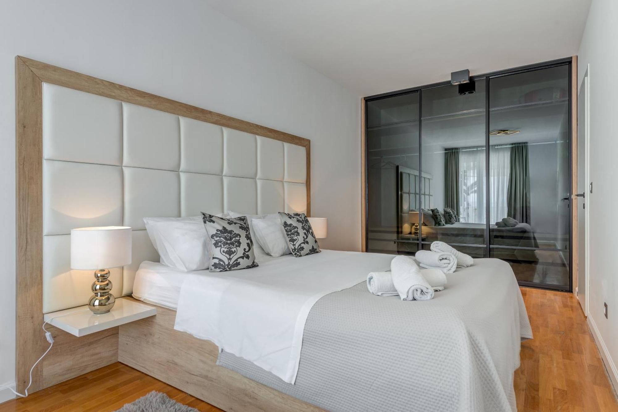 Beachfront Apartment Split Bagian luar foto