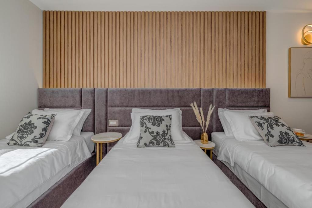 Beachfront Apartment Split Bagian luar foto